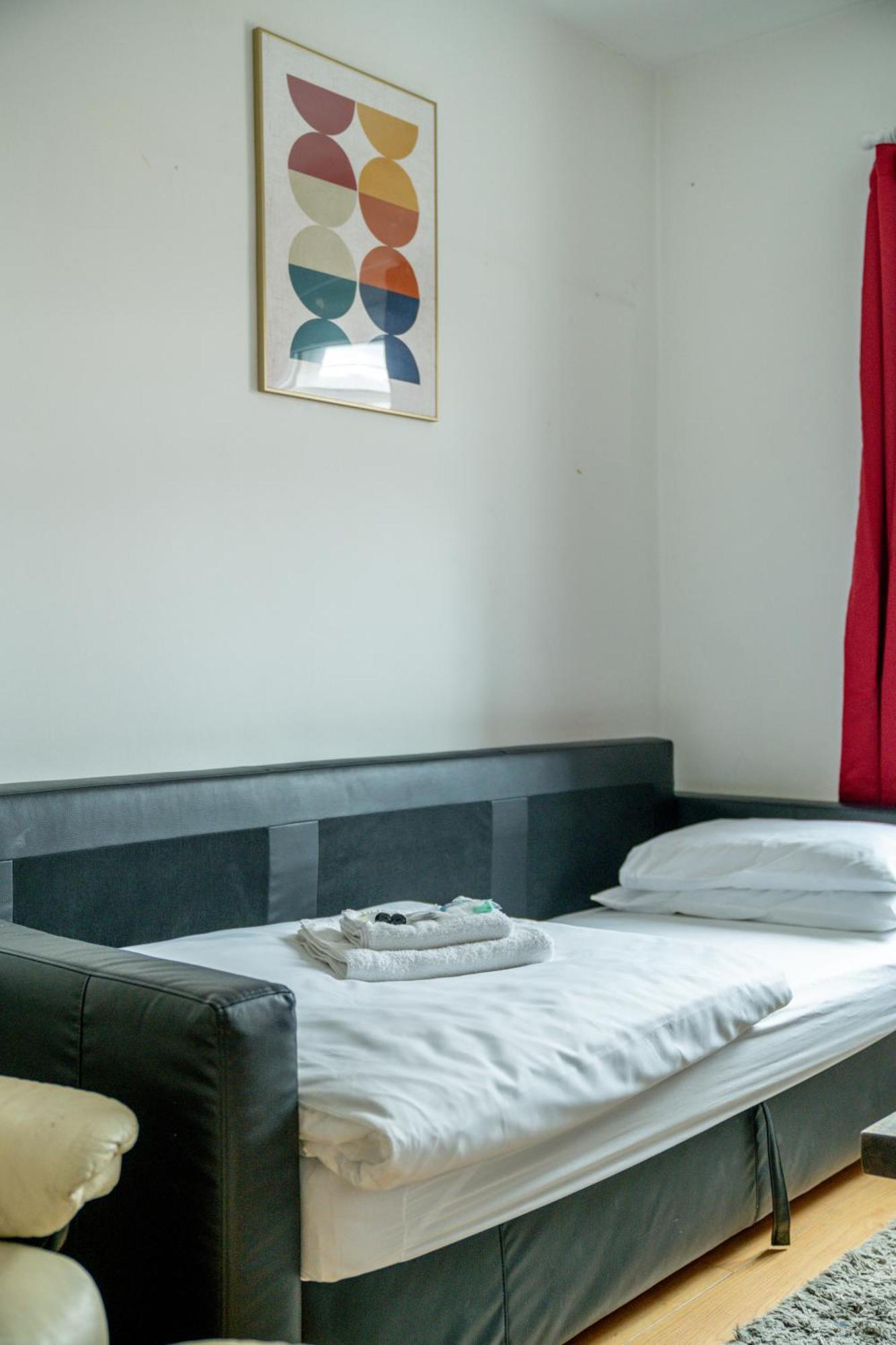 Carnaby & Oxford Street - Central Soho - One Bedroom - Double Bed & Sofabed Londýn Exteriér fotografie