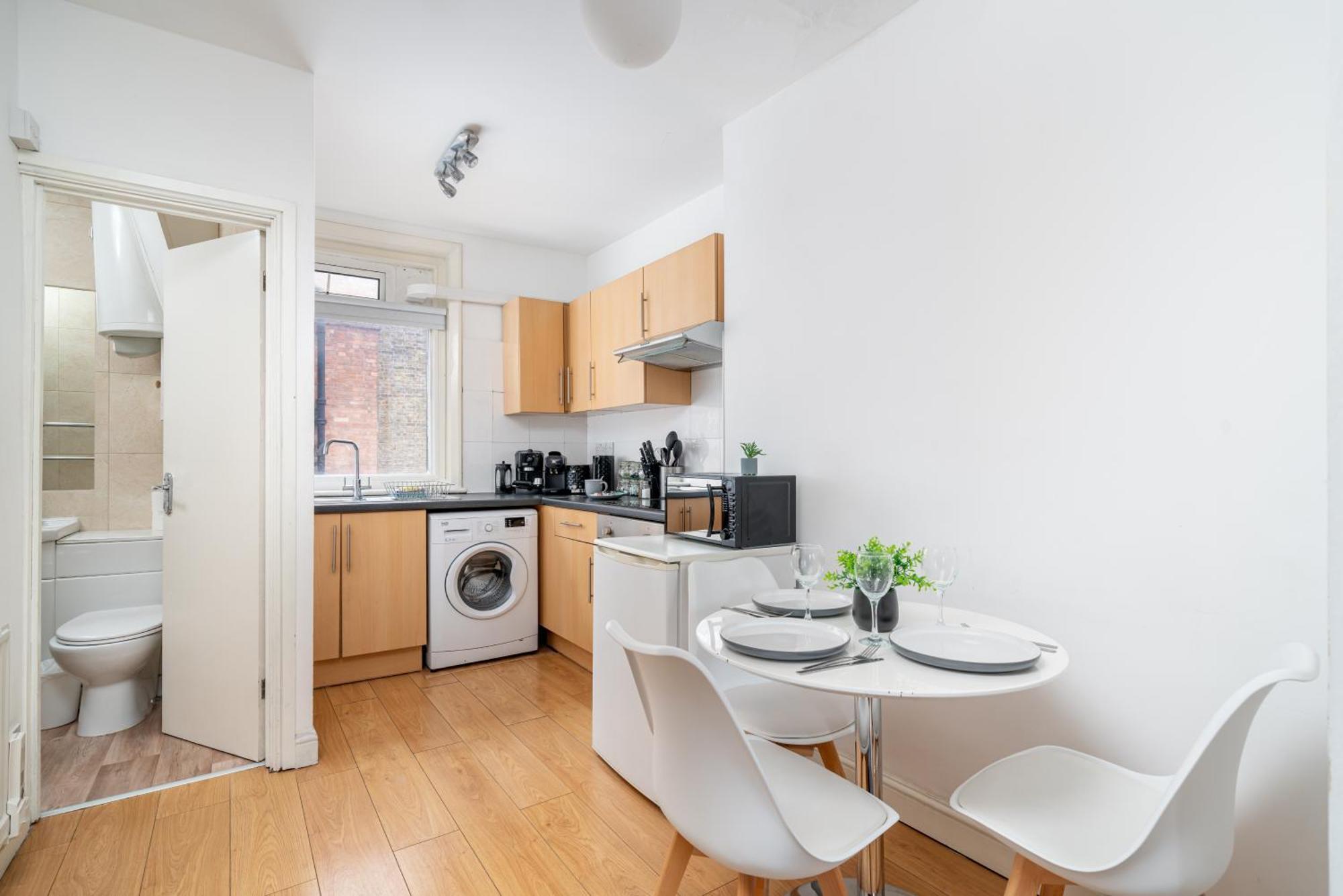 Carnaby & Oxford Street - Central Soho - One Bedroom - Double Bed & Sofabed Londýn Exteriér fotografie