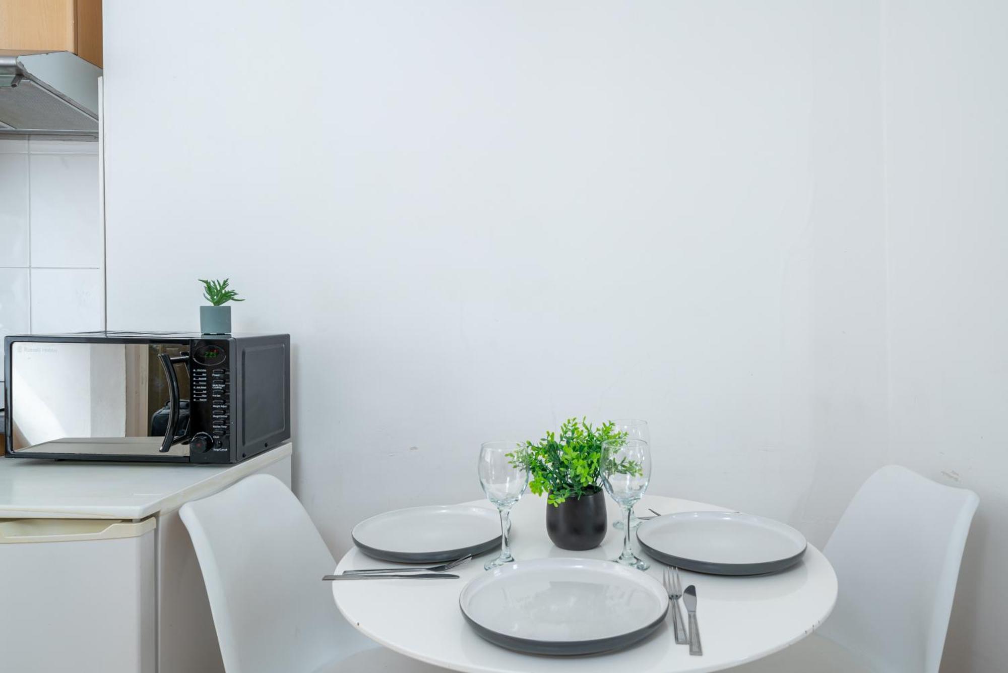 Carnaby & Oxford Street - Central Soho - One Bedroom - Double Bed & Sofabed Londýn Exteriér fotografie