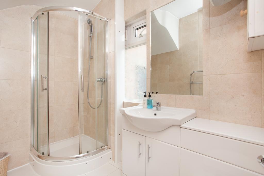 Carnaby & Oxford Street - Central Soho - One Bedroom - Double Bed & Sofabed Londýn Exteriér fotografie